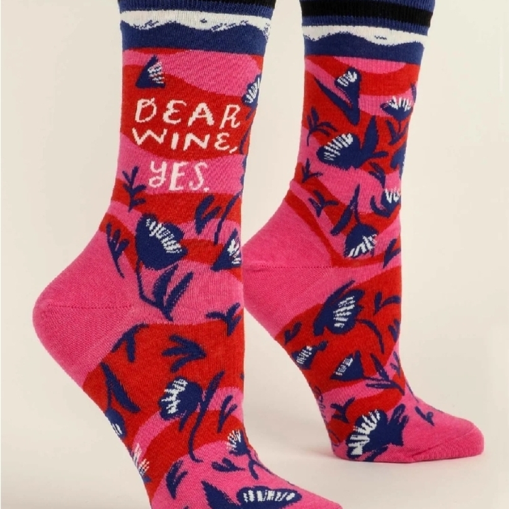 Blue Q Dear Wine, Yes. W-Crew Socks